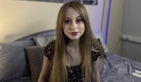 Webcam model EmmaLansky from Cams