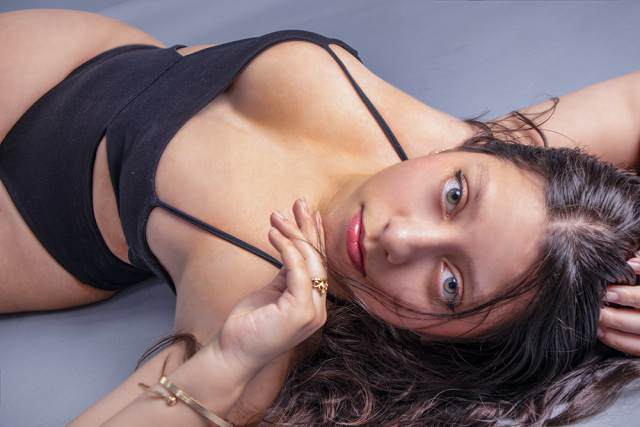 AnaBrier on Cams.com
