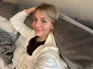 AurorraAksness on Cams.com