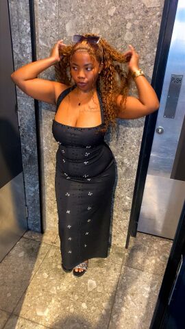 Blueyivy on Cams.com
