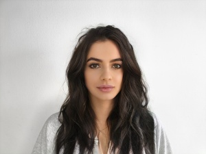 CarliDesire on Cams.com