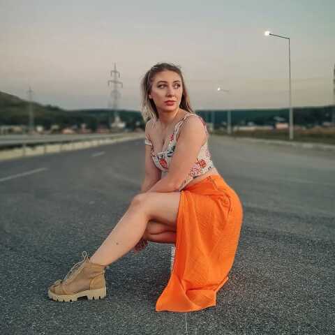DaissyLi on Cams.com