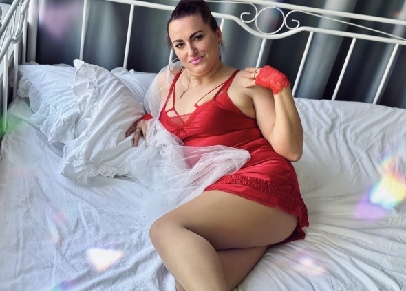 DianaaMGG on Cams.com