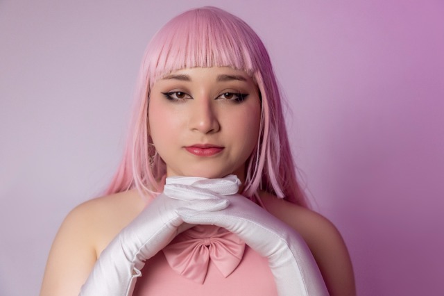 DollMorte on Cams.com