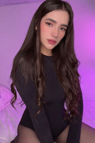 ElodieVance on Cams.com