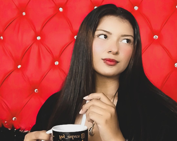 HellenDiaz on Cams.com