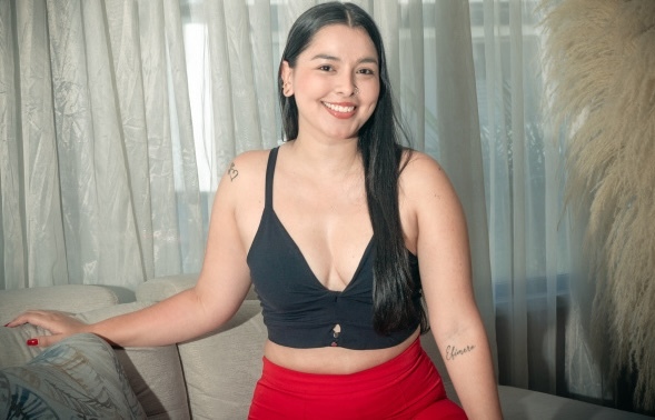 IrisMoira on Cams.com