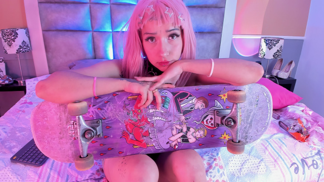 JadeBonnet on Cams.com