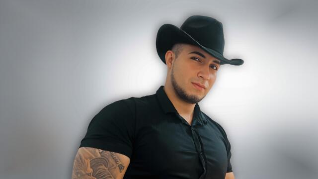 JamesLion on Cams.com