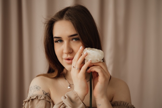 LauraHlott on Cams.com