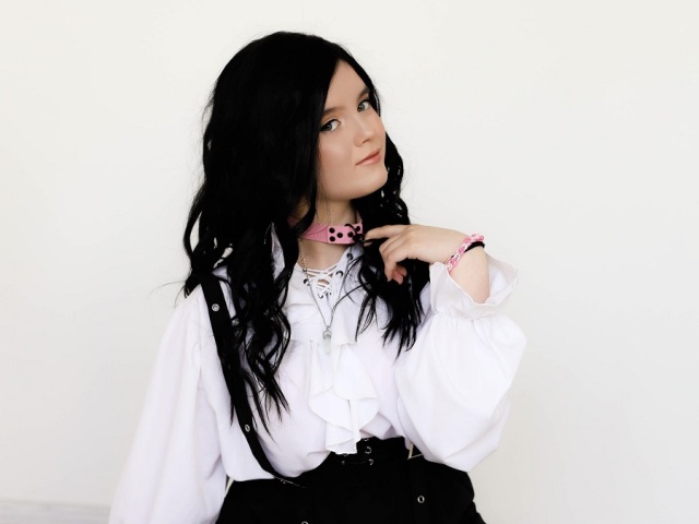 LittleShyyy on Cams.com