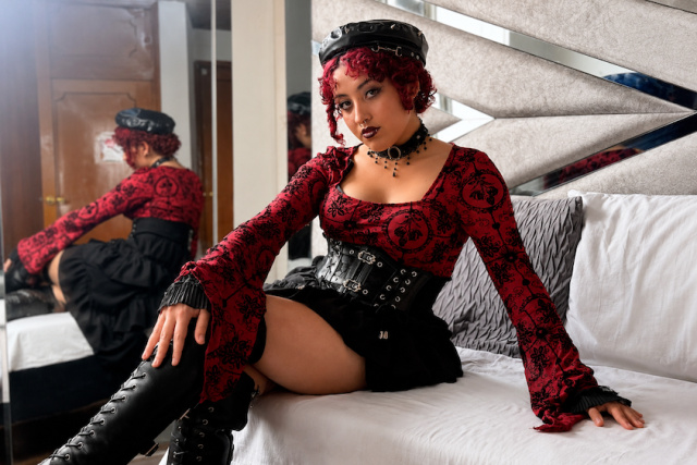 LyraDoom on Cams.com