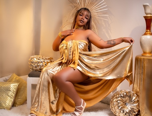 MadinsonLopez on Cams.com