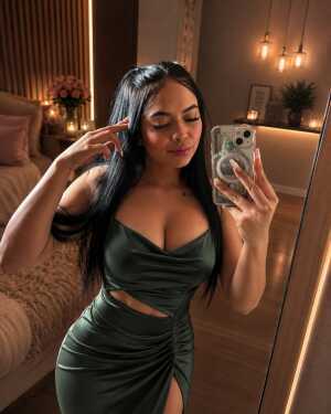 MaraBenett on Cams.com