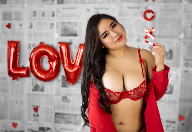 Mia_belmont01 on Cams.com