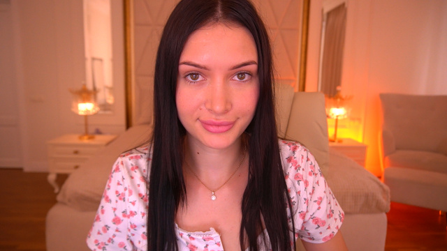 MilanaMus on Cams.com