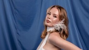 MolyMay on Cams.com