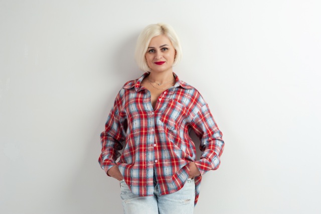 OliviaHorstt on Cams.com