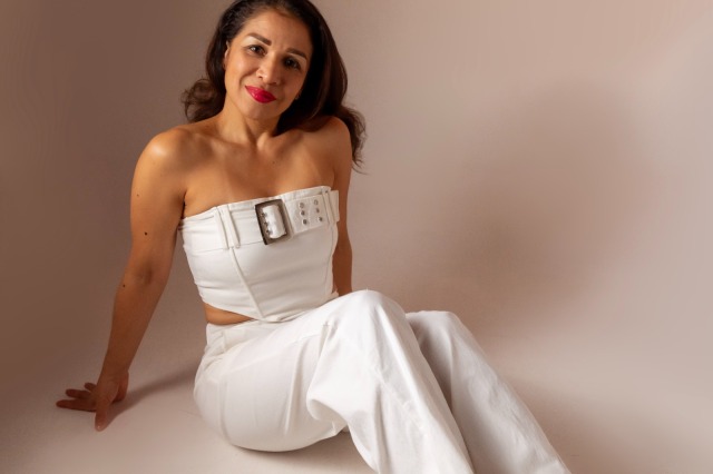 OliviaScott on Cams.com