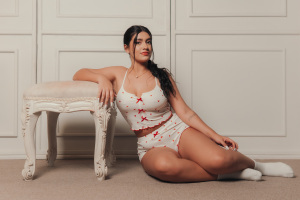 SahiraStorm on Cams.com