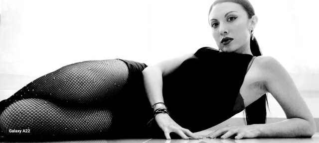 SamayIzaro on Cams.com