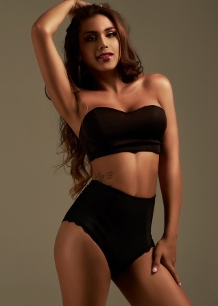 Shadia_orozco on Cams.com