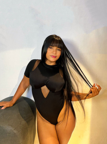 SharySmall on Cams.com