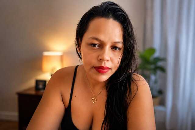 SilvanaAgata on Cams.com
