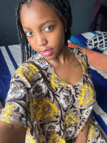 Smileybarb on Cams.com