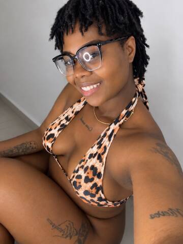 TaniaSmille on Cams.com