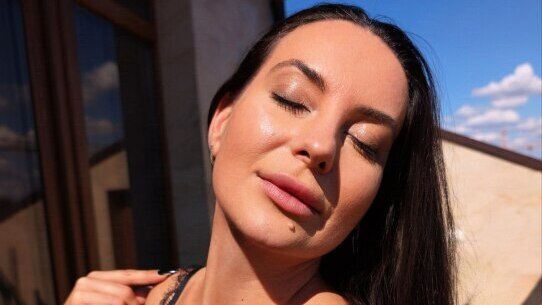 VeroniicaRosee on Cams.com