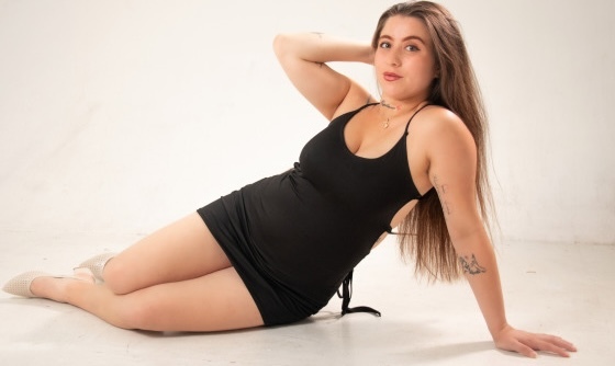 VioletSaenz on Cams.com