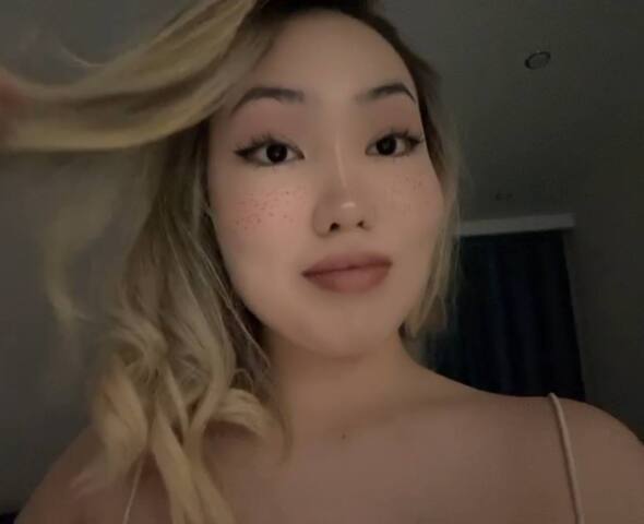 spooky_tyan on Cams.com